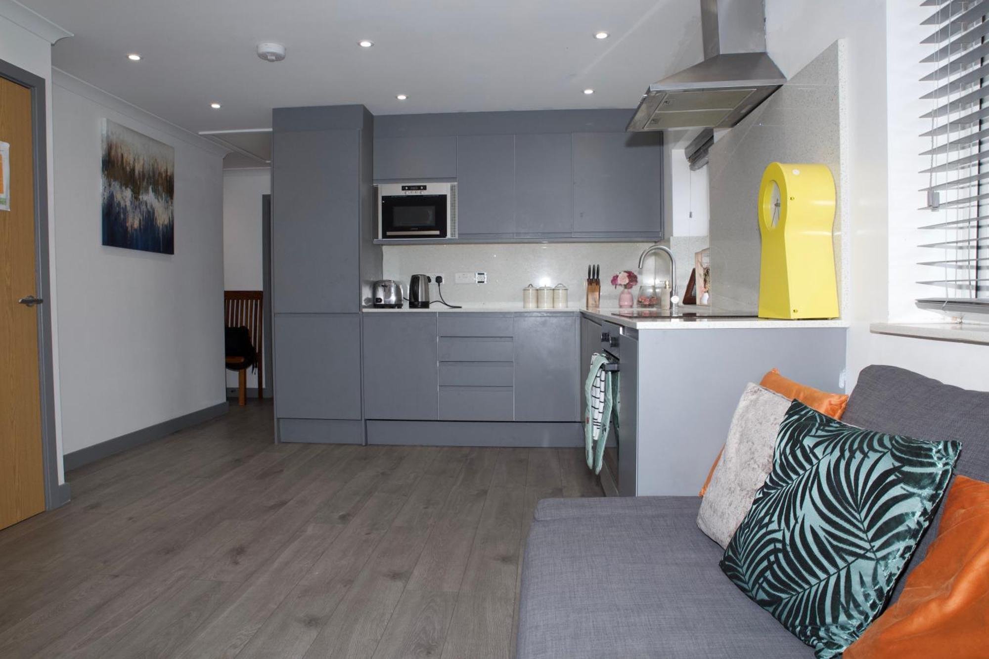 Spacious Modern 2 Bed Flat In City Centre Редінг Екстер'єр фото