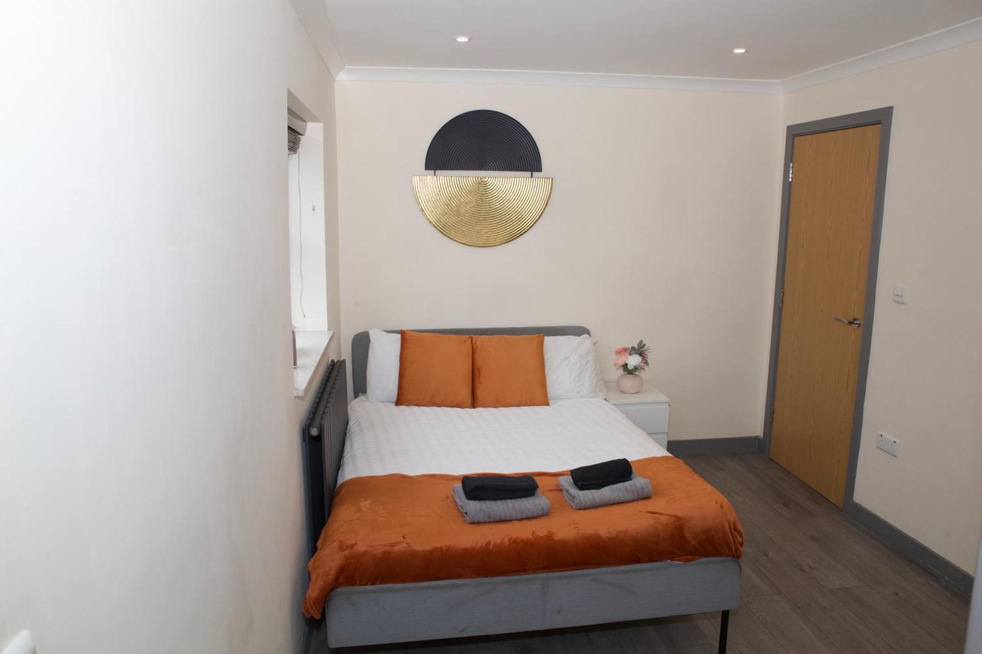 Spacious Modern 2 Bed Flat In City Centre Редінг Екстер'єр фото